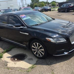 2017 Lincoln Continental Premiere